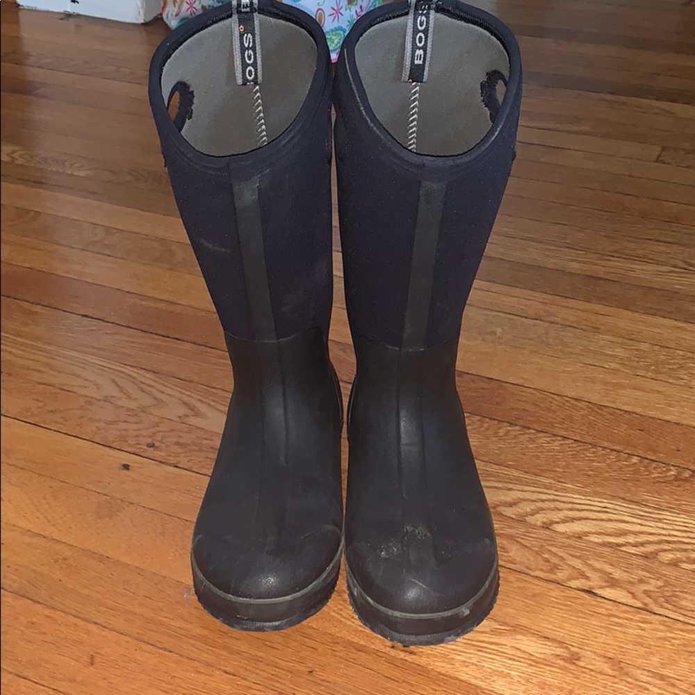 Women’s bog boots size 9